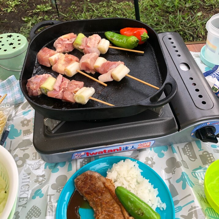 キャンプ飯♪カセットコンロでお手軽焼き鳥